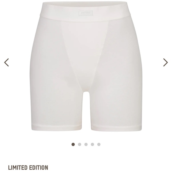 SKIMS Boxers - Picture 1 of 3